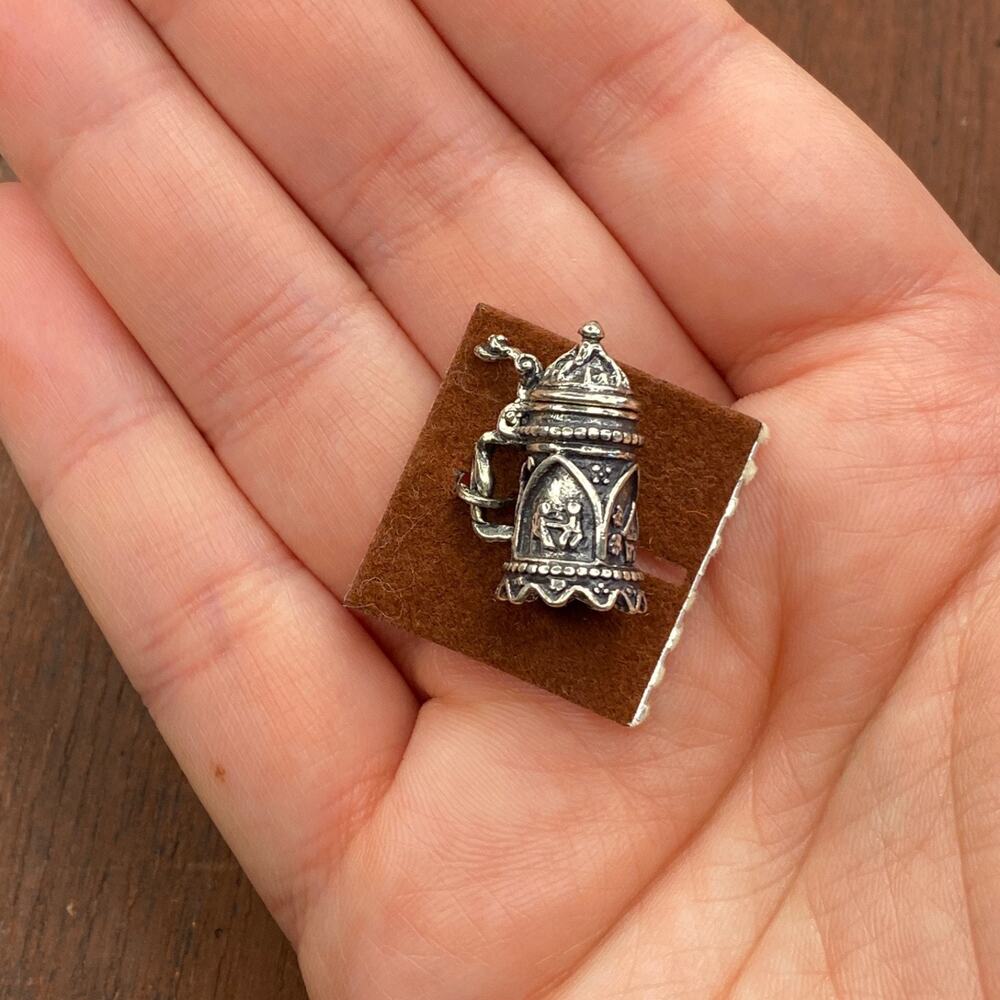 Vintage Beau 925 Sterling Silver Beer Stein Lid Opens Pendant Bracelet Charm